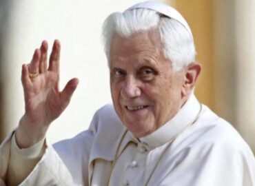 Morre o papa emérito Bento XVI, aos 95 anos, em Roma