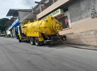 Prefeitura de Manaus realiza limpeza e desobstrução de bueiros em bairros da zona Norte