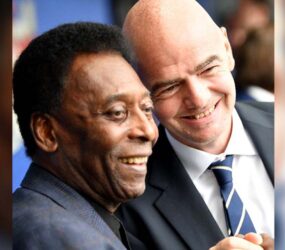 Presidente da Fifa diz que Pelé fez o que nenhum outro jogador sonhou
