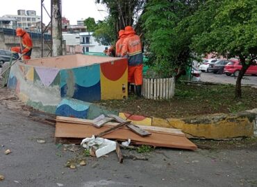 Ruas do Centro recebem limpeza em Manaus