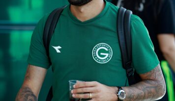 Goiás tem desfalques, mas conta com o retorno de Filipe Machado no clássico