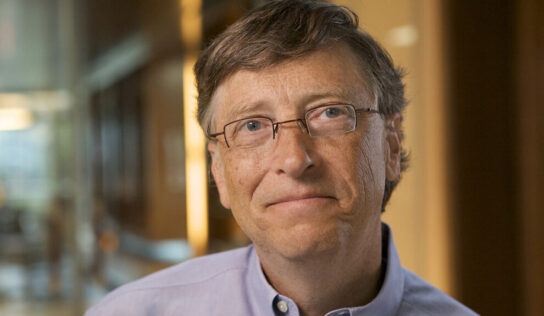 Bill Gates cobra regras para empresas de IA