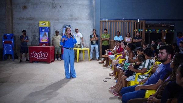 Ieda Chaves vai à região do Ponta do Abunã, em Porto Velho, e ouve eleitores