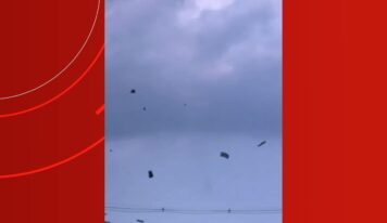 Vídeo mostra telhas voando durante chuva em Manaus; Defesa Civil emite alerta de tempestade