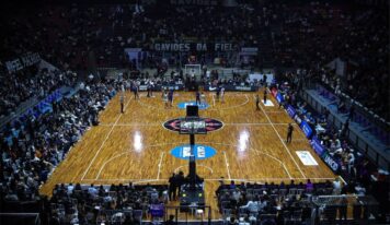 Corinthians x Mogi no jogo 2 da semifinal Paulista de basquete: onde assistir ao vivo e horário