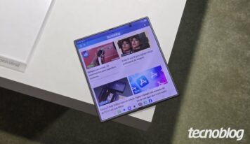Samsung pode lançar tablet dobrável com tela de 17 polegadas