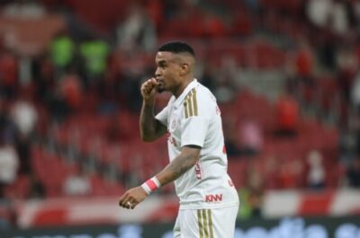 Alerrandro recupera titularidade no Internacional sob comando de Eduardo Baptista