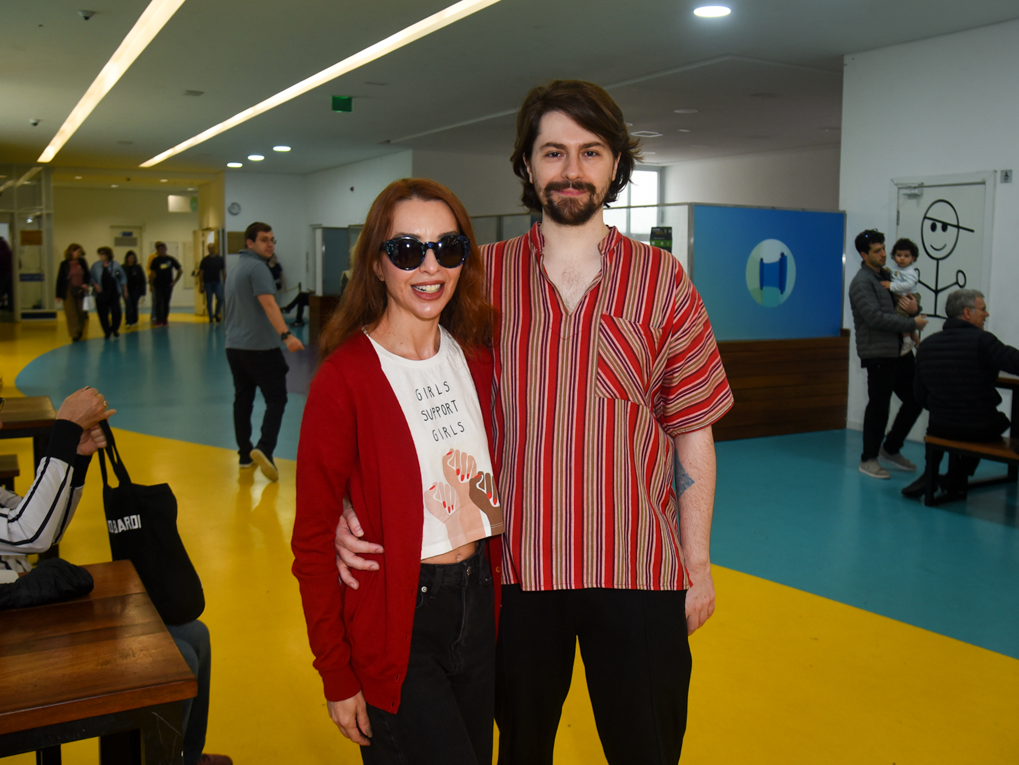 Bianca Tadini e namorado chegam para votacao do segundo turno - Foto: Andy Santana / Brazil News
