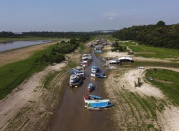 Adaptação climática é por conta própria no Amazonas