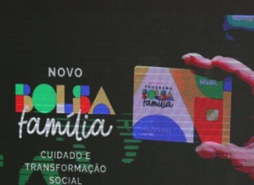 Lula antecipa pagamento do Bolsa Família reajustado para antes do 2º turno