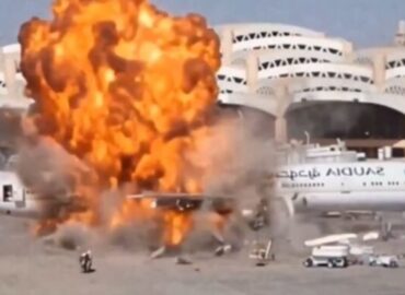 Ataques a aeroportos na Arábia Saudita deixam 12 mortos e mais de 300 feridos