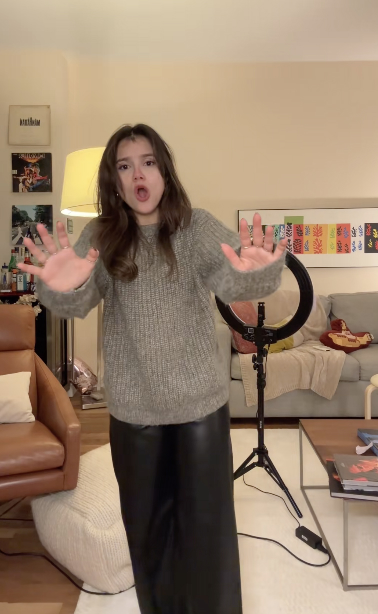 Elisa Annenberg vive em Nova York - Foto: Reprodução / TikTok