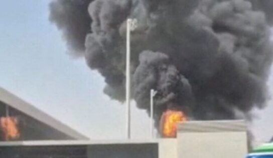 Após ataque fatal, houthis ameaçam espaço aéreo e paralisam voos na Arábia Saudita