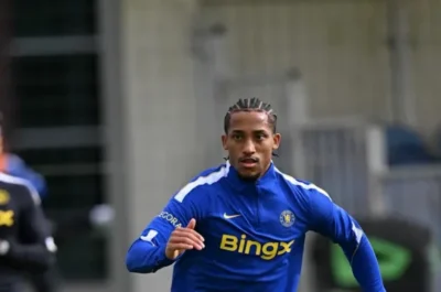 João Pedro se recupera de lesão que o tirou da Seleção e pode voltar a jogar pelo Chelsea