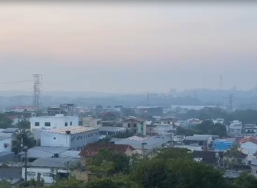 Fumaça densa encobre céu de Manaus e cidade tem a pior qualidade do ar do Brasil