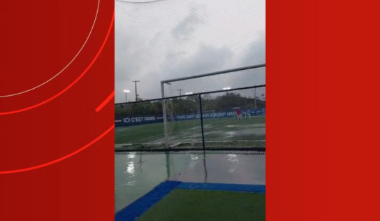 Chuva atinge pontos de Manaus e melhora qualidade do ar na capital; VÍDEOS