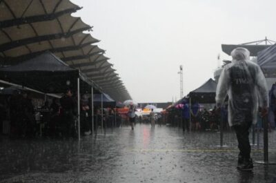 Fortes chuvas adiam largada do GP do Bahrein na Malásia
