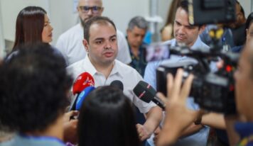 ‘Quem provocar incêndios criminosos precisa responder com rigor da lei’, diz governador após aumento de focos no Amazonas