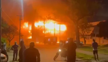 Incêndio causa danos a prédio da Universidade Federal de Pernambuco