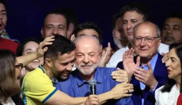 Líderes mundiais parabenizam Lula pela vitória; Trump e Milei mantêm silêncio