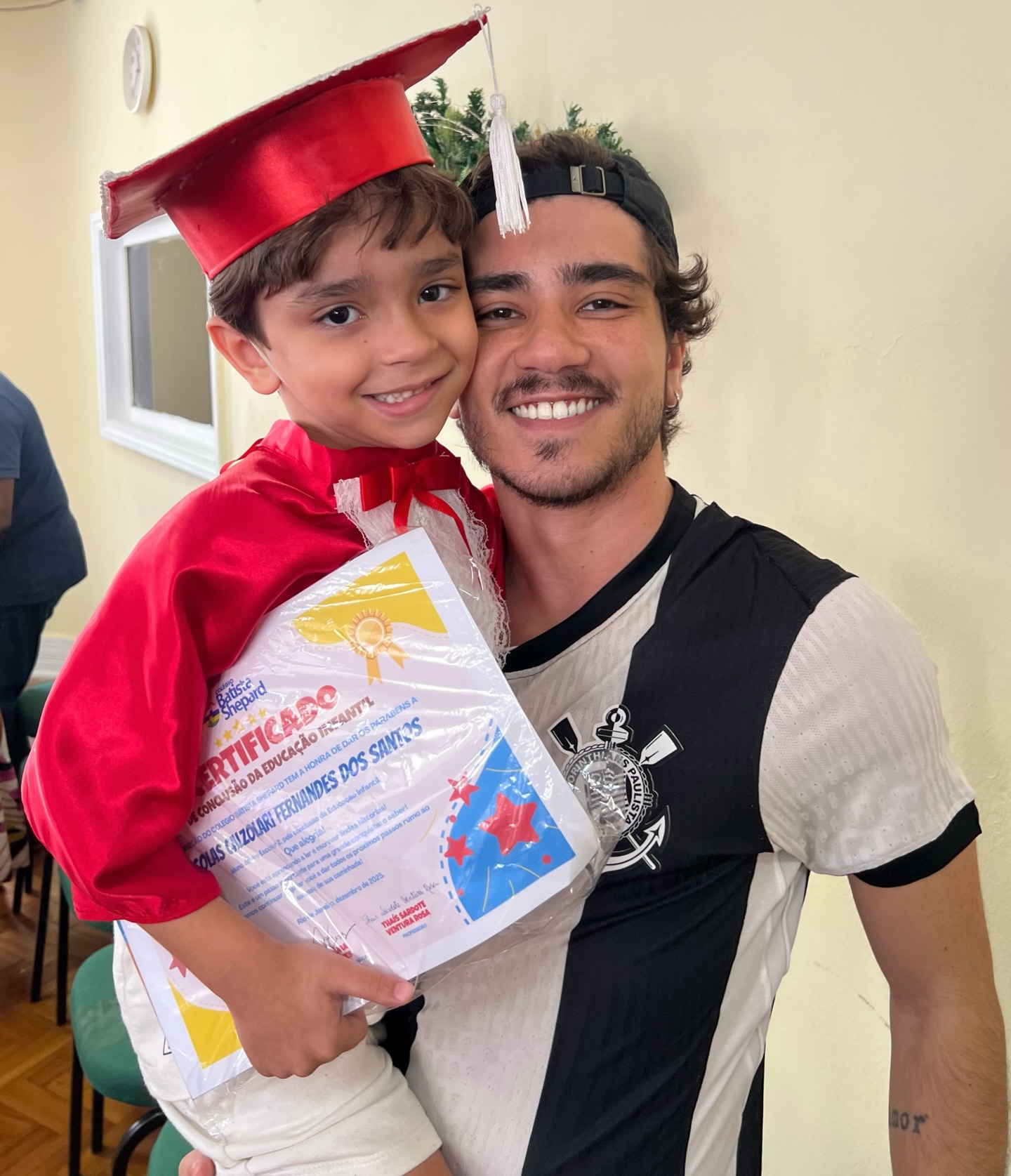 João Fernandes com o filho, Nicolas - Foto: Reprodução / Instagram @joaofernandesreal