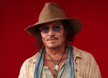 Com fortuna de US$ 150 milhões, Johnny Depp é dono de vila francesa luxuosa com ambiente inspirado em ‘Piratas do Caribe’
