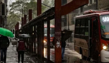 Tempo fica chuvoso em grande parte do país nesta segunda-feira