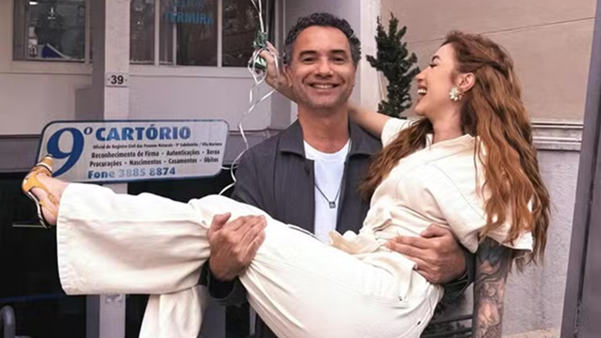 Marco Luque se casa no civil com Jéssica Correia