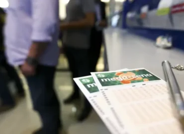 Mega-Sena acumula e prêmio gigante chega a R$ 300 milhões