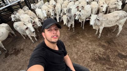 Aos 24 anos, Nadson O Ferinha mantém fazenda em Sergipe onde cria gado e cavalos de raça