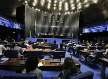Fim da escala 6×1 volta ao Senado nesta terça (13), com disputa entre governo e oposição; veja o que pode mudar