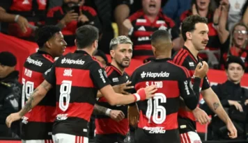 Flamengo tenta ampliar a liderança do Brasileirão no Engenhão diante do Vasco