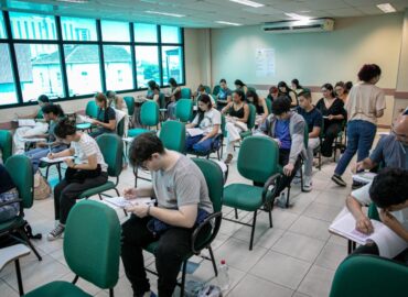 UEA mantém provas do SIS e do Vestibular apesar da fumaça em Manaus e cidades da Região Metropolitana