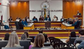 Educação de Espigão do Oeste é homenageada pela Câmara de Vereadores