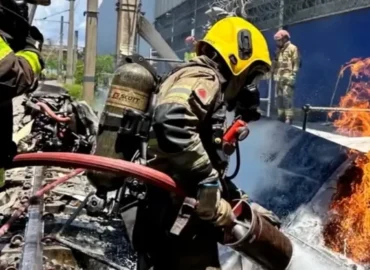 Piloto morre em queda de avião no pátio do metrô de BH