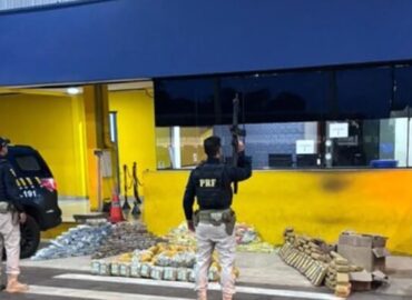 PRF apreende quase 500 quilos de droga em veículo de carga na BR-364 em Pimenta Bueno